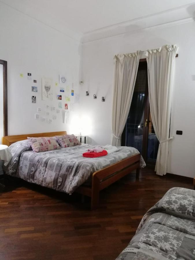 דירות La Casa Di Tania A Napoli מראה חיצוני תמונה