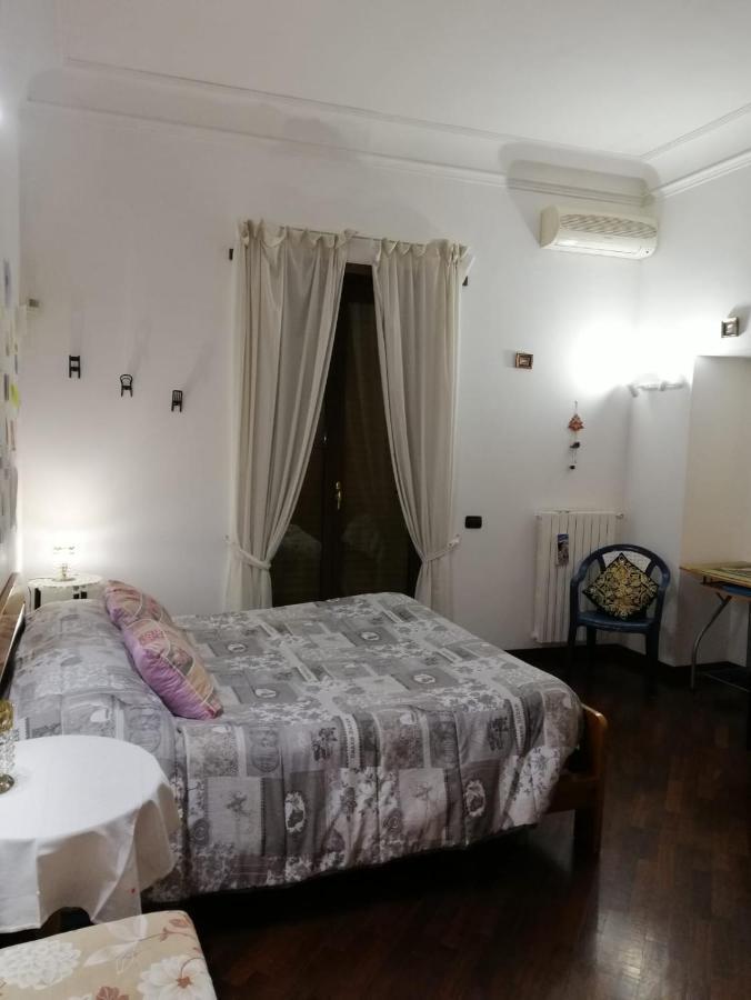 דירות La Casa Di Tania A Napoli מראה חיצוני תמונה